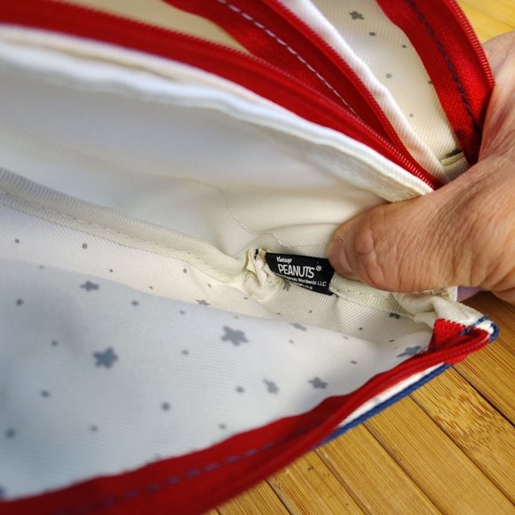 Delfino Punching Box Pen Case Peanuts Snoopy First Beagle On The Moon Since 1969 - Picture 7 of 10